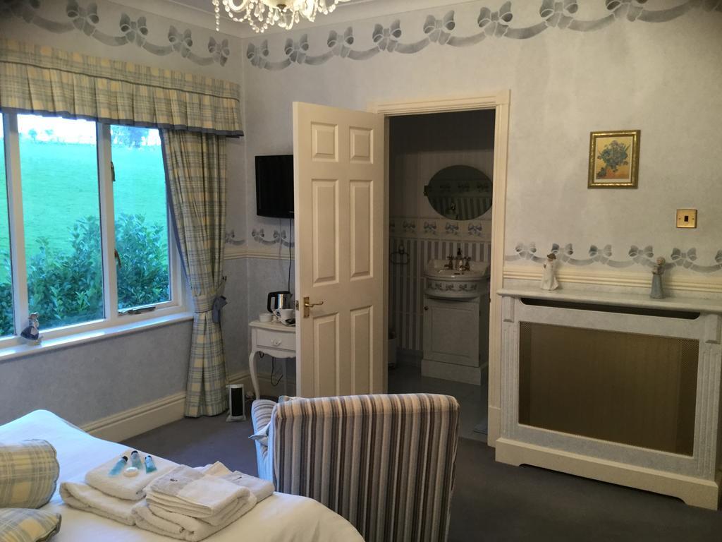 Plas Y Dderwen Bed And Breakfast Aberystwyth Buitenkant foto