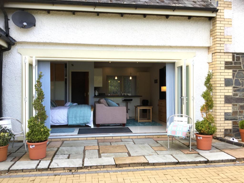 Plas Y Dderwen Bed And Breakfast Aberystwyth Buitenkant foto