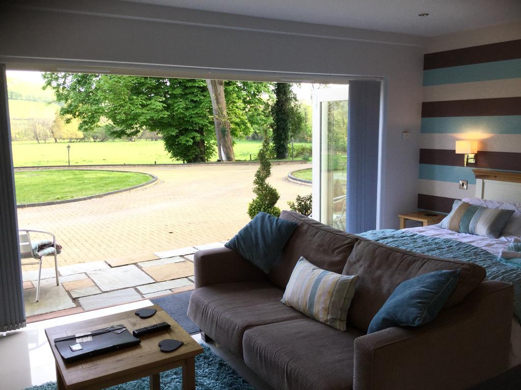 Plas Y Dderwen Bed And Breakfast Aberystwyth Buitenkant foto