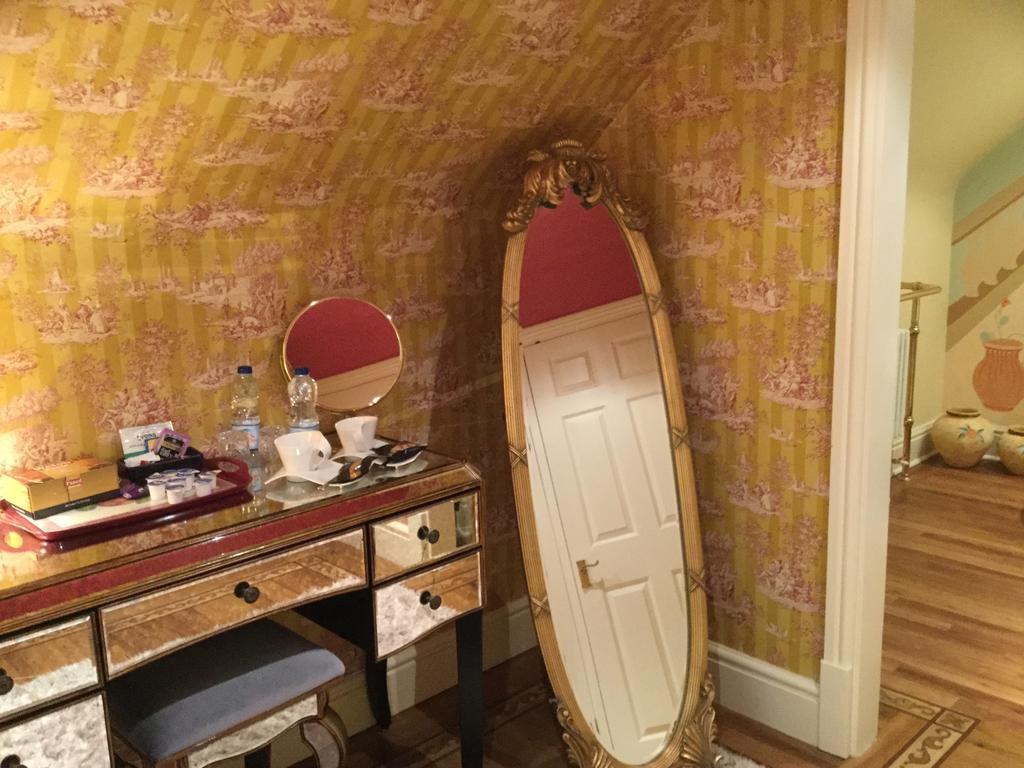 Plas Y Dderwen Bed And Breakfast Aberystwyth Buitenkant foto