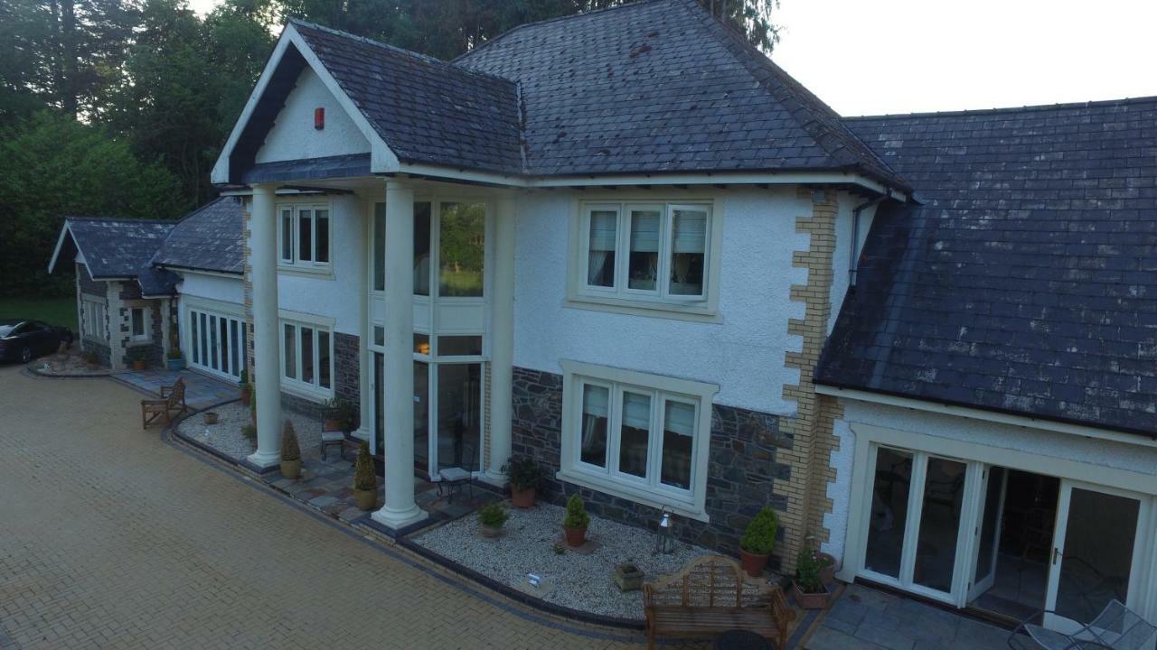 Plas Y Dderwen Bed And Breakfast Aberystwyth Buitenkant foto